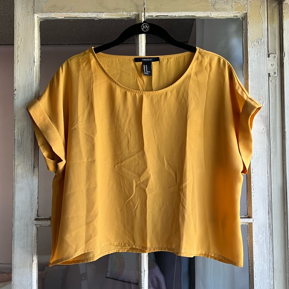 Forever 21 Mustard Chiffon Short Sleeve Top